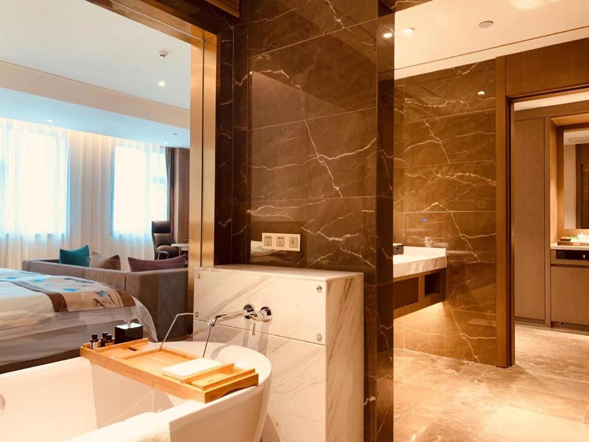 Baoying Jinling Hotel Eksteriør bilde